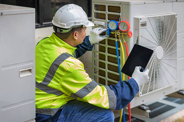 Professional Hvac technician working in Lexington, MA